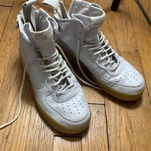 Women’s Nike Air Force